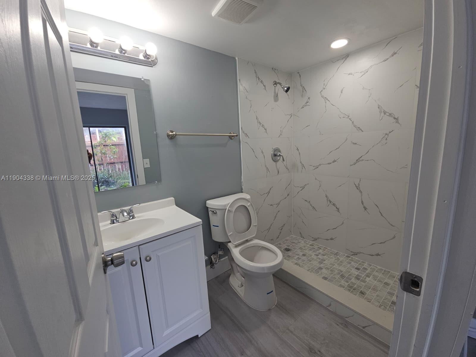 SNAPPER VILLAGE CONDO PHA - Residential Lease