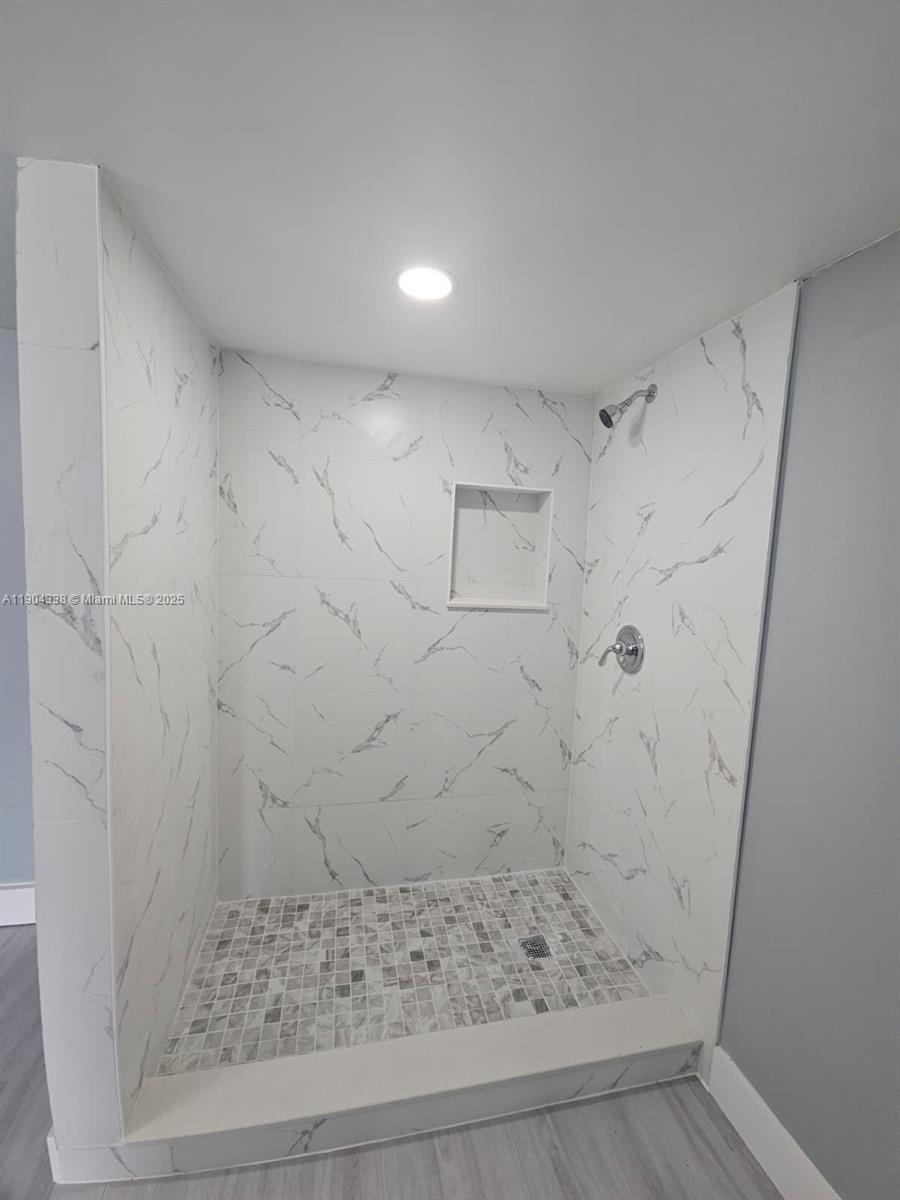 SNAPPER VILLAGE CONDO PHA - Residential Lease