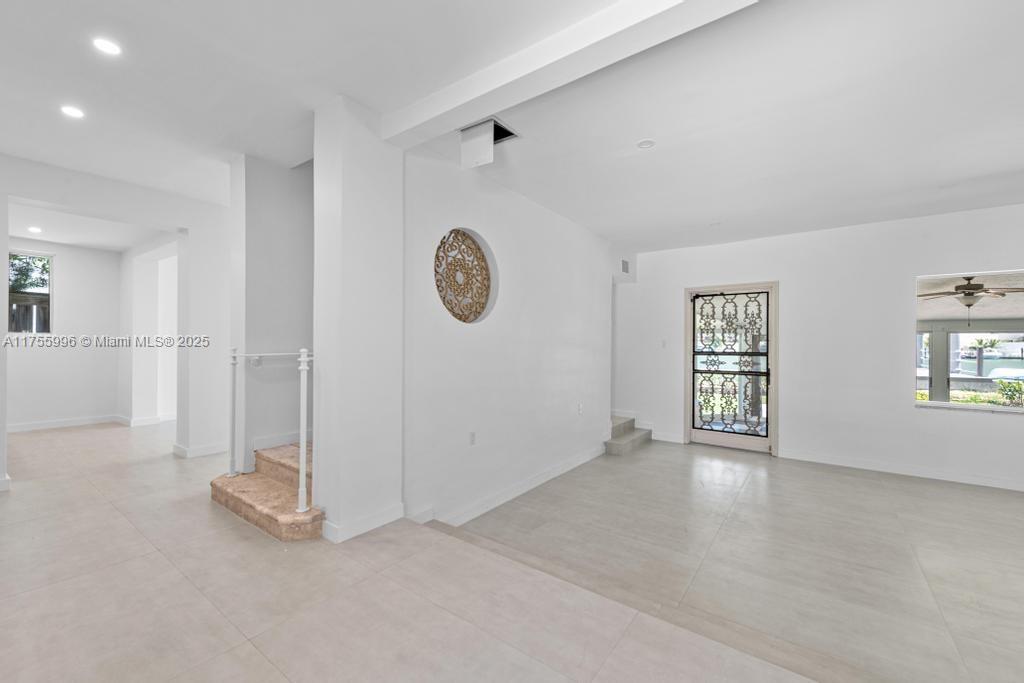 BEACH VIEW SUB - Residential Lease