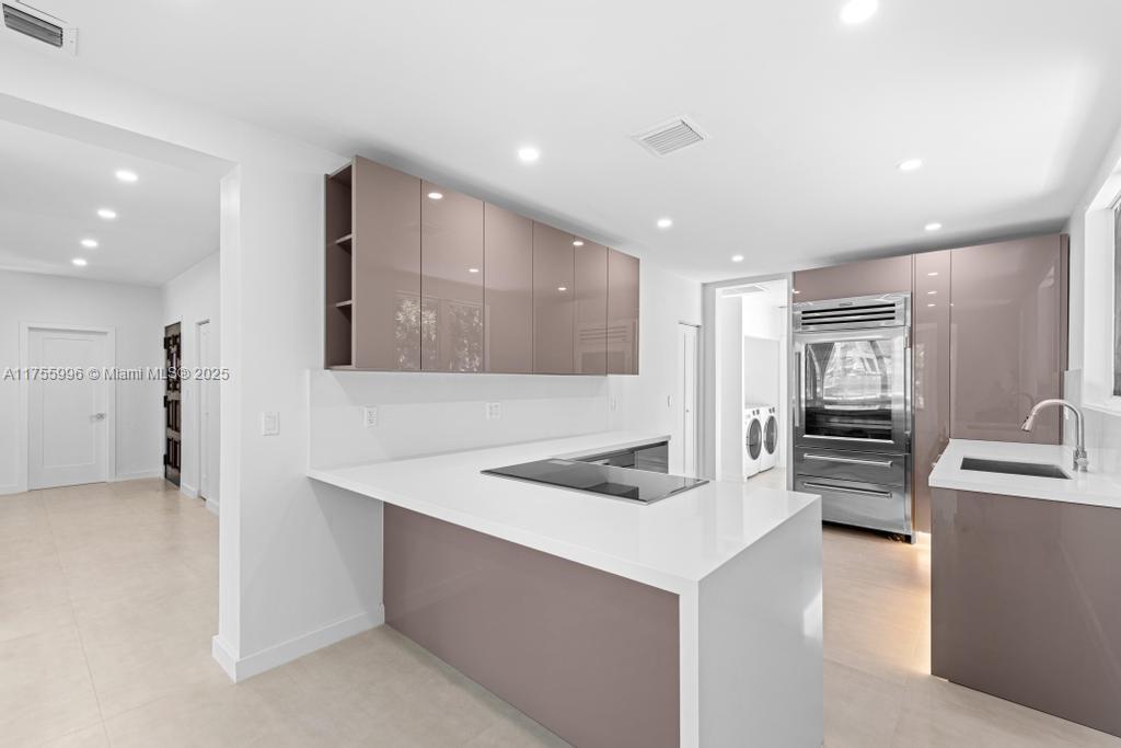 BEACH VIEW SUB - Residential Lease