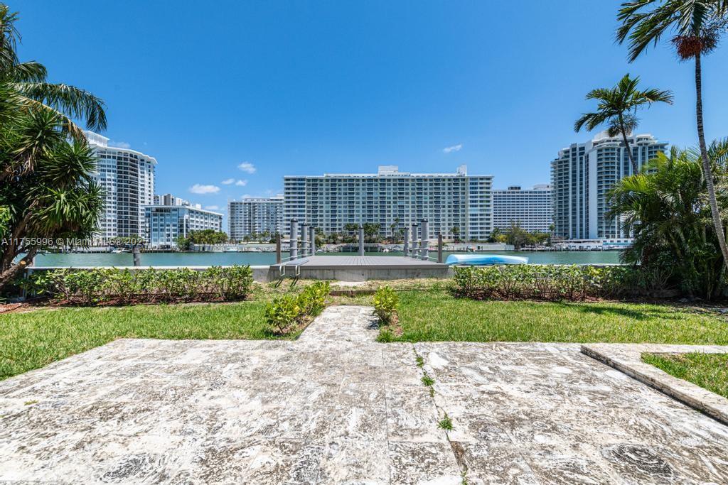 BEACH VIEW SUB - Residential Lease