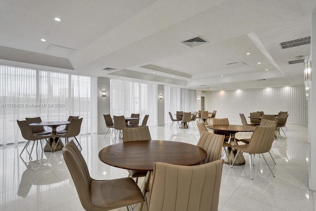 OCEAN PARK CONDO - Residential