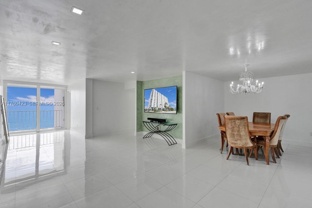 6450 Collins Ave 1204