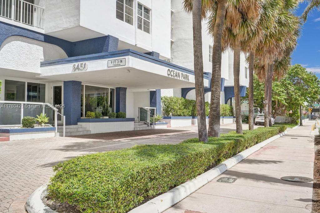 OCEAN PARK CONDO - Residential