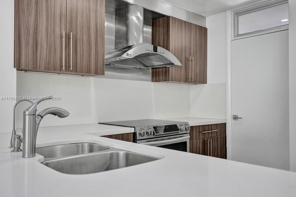 OCEAN PARK CONDO - Residential