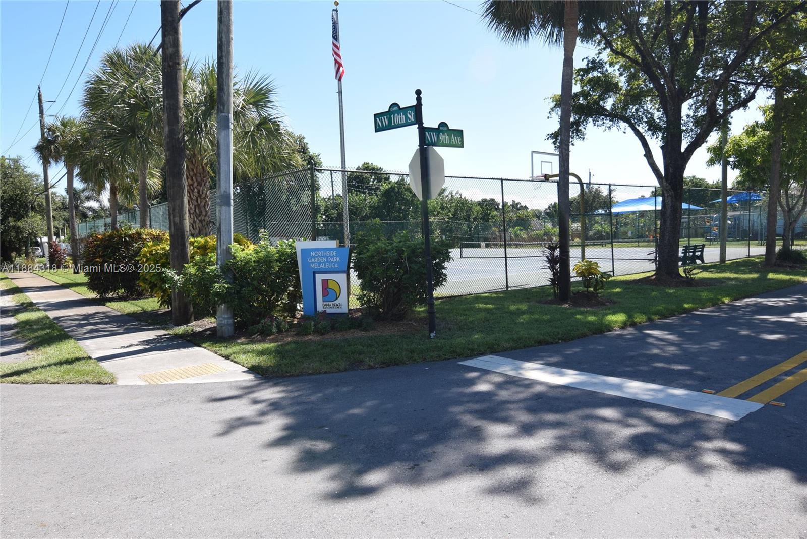 DANIA ESTATES - Residential Lease