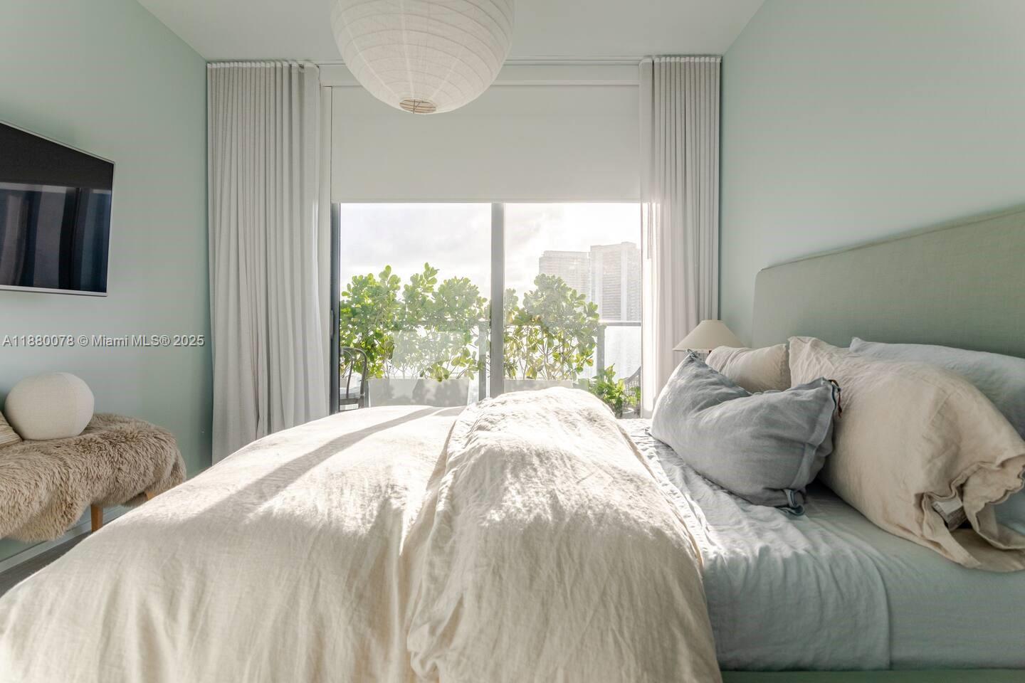 3401 MIDTOWN CONDO - Residential