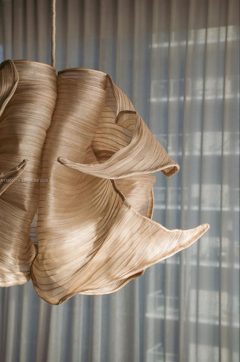 3401 MIDTOWN CONDO - Residential