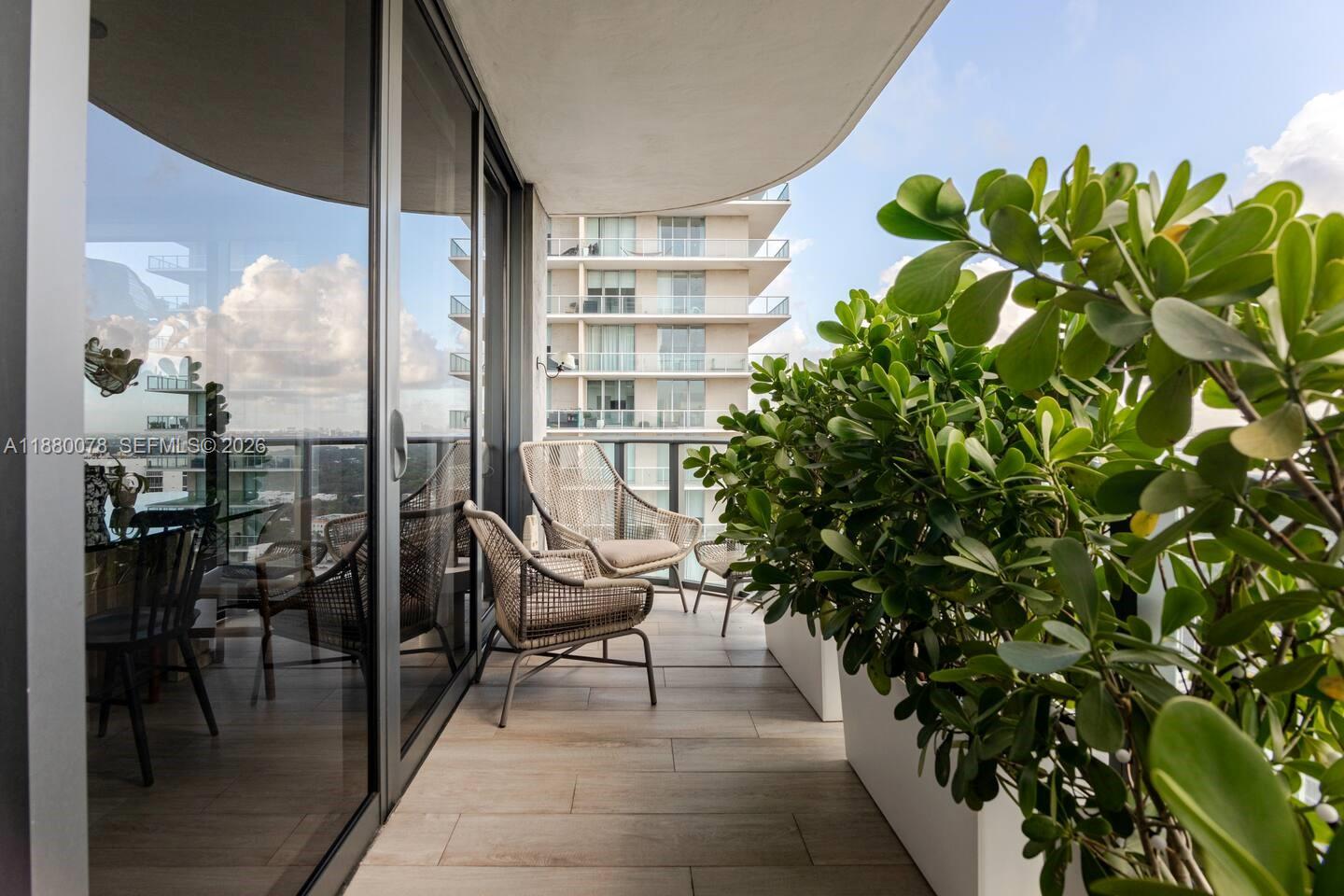 3401 MIDTOWN CONDO - Residential