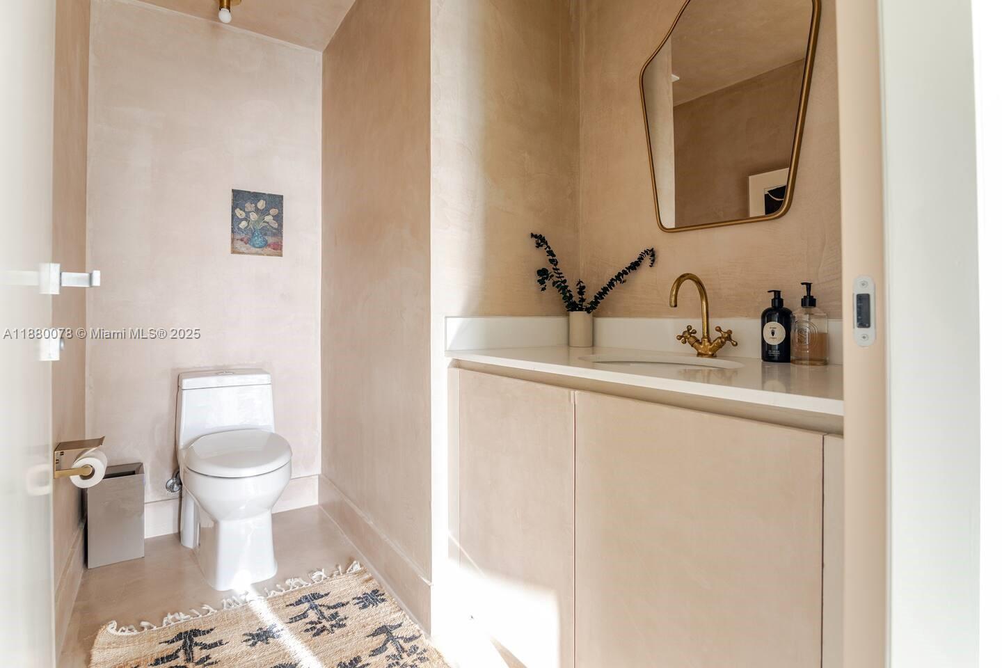 3401 MIDTOWN CONDO - Residential