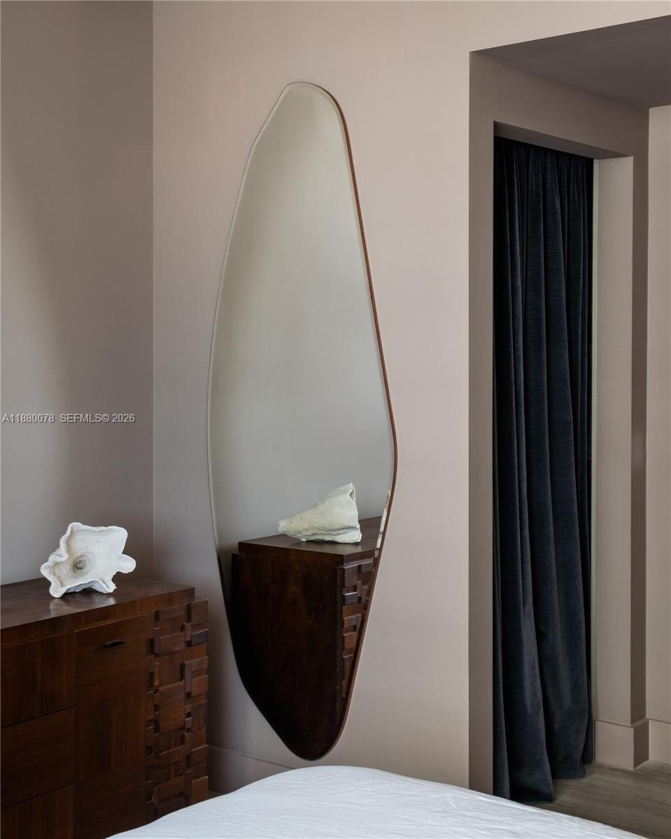 3401 MIDTOWN CONDO - Residential