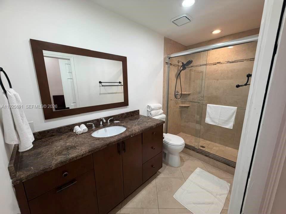 GREENVIEW SHORES 2 OF WEL - Residential