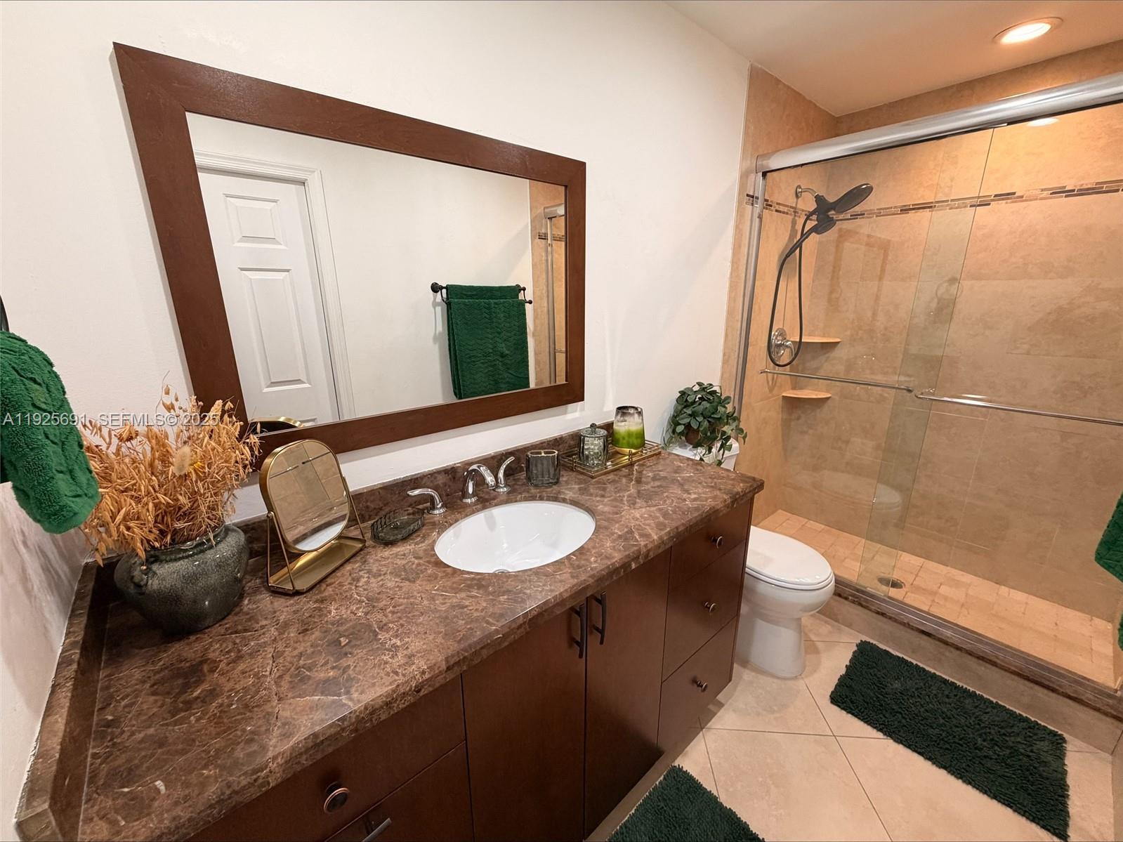 GREENVIEW SHORES 2 OF WEL - Residential