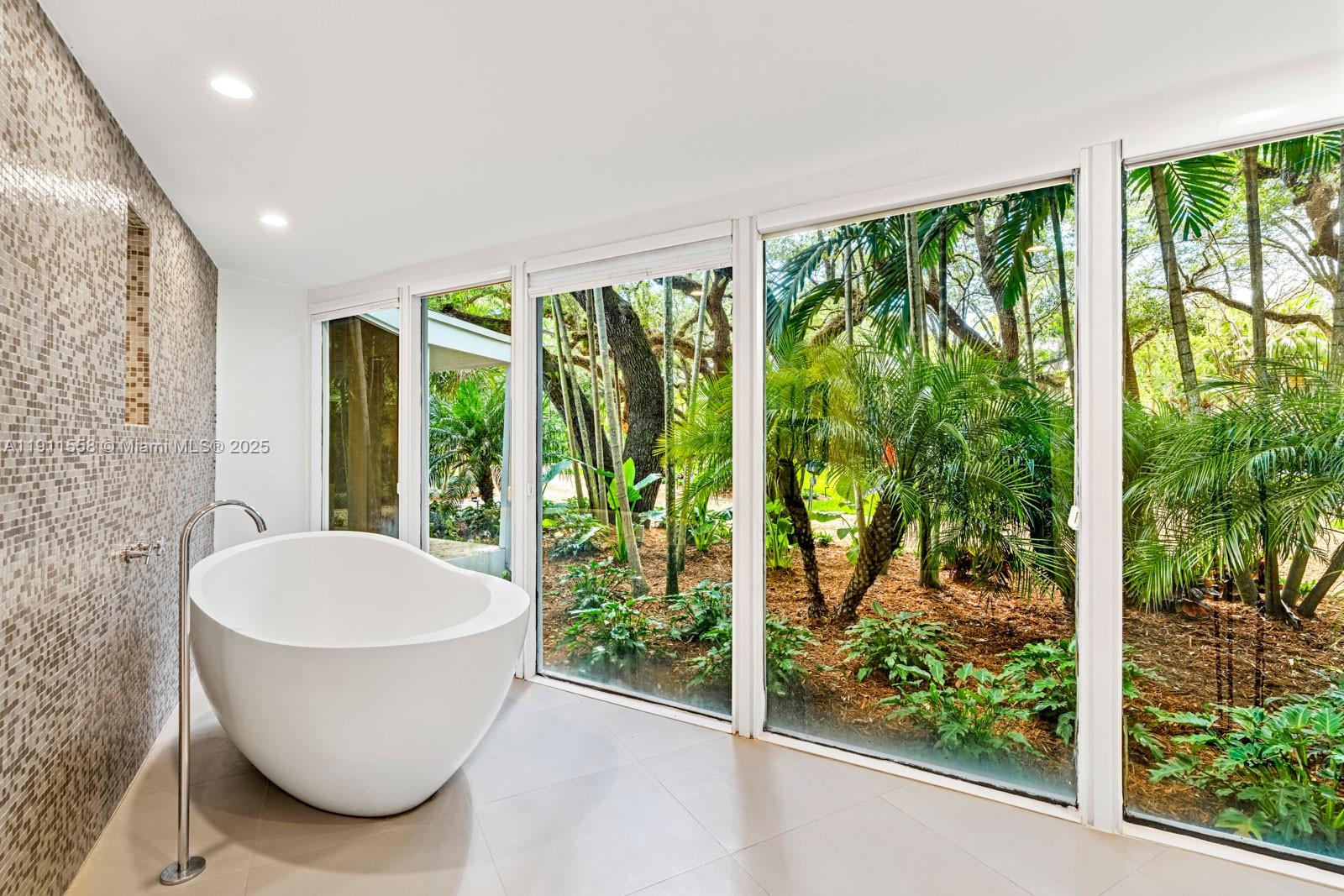 SNAPPER CREEK LAKES SUB - Residential Lease