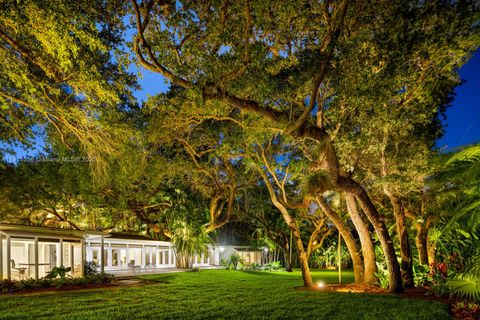 11015 Lakeside Dr Coral Gables FL 33156