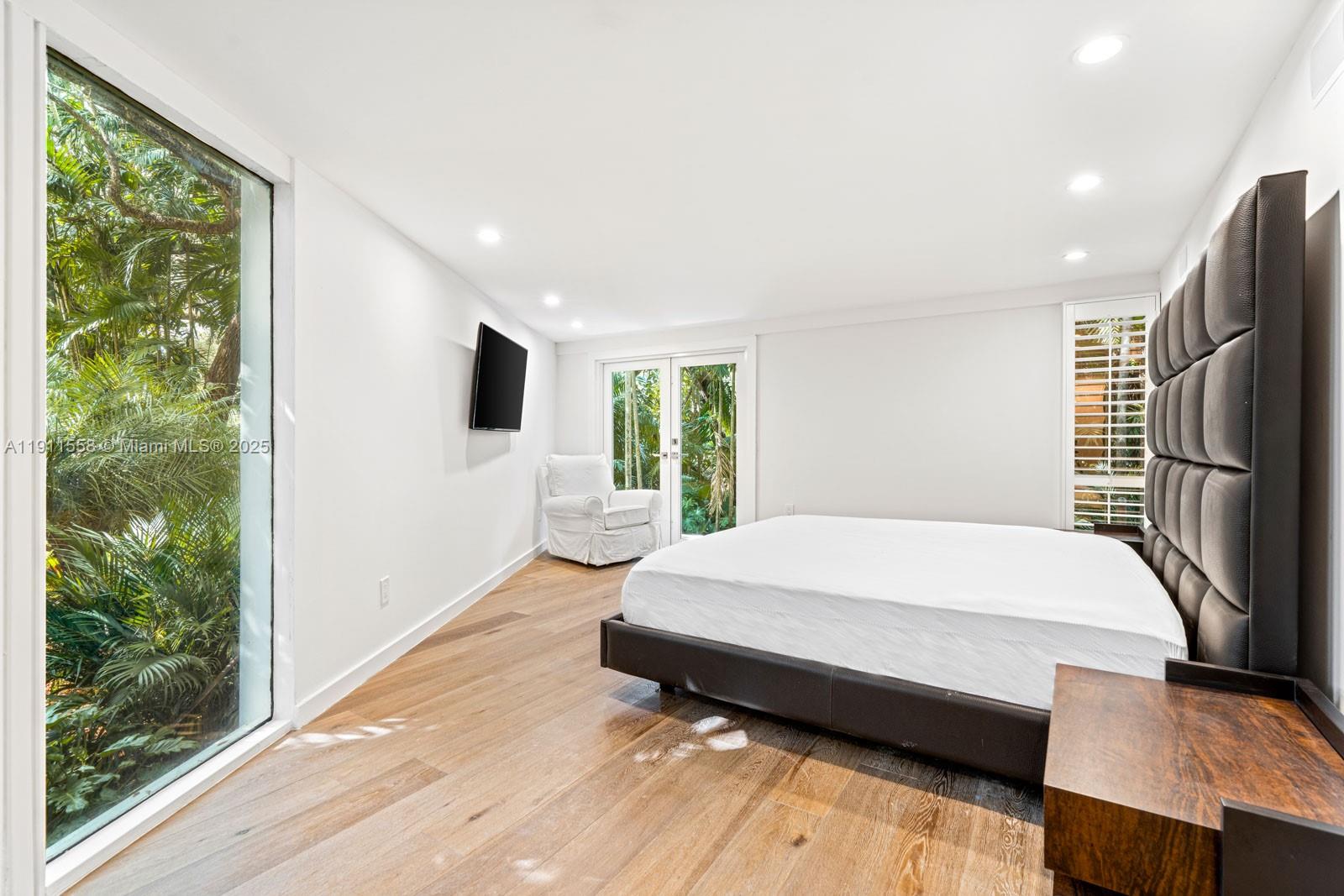 SNAPPER CREEK LAKES SUB - Residential Lease