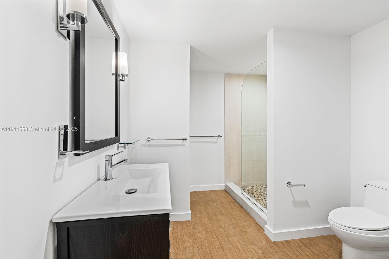 SNAPPER CREEK LAKES SUB - Residential Lease