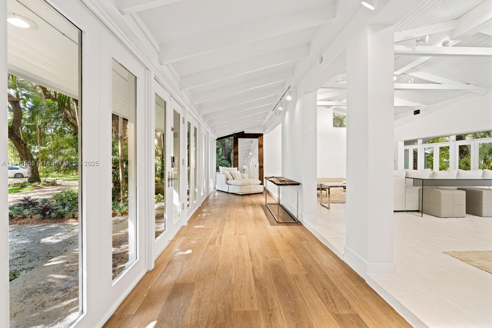 SNAPPER CREEK LAKES SUB - Residential Lease