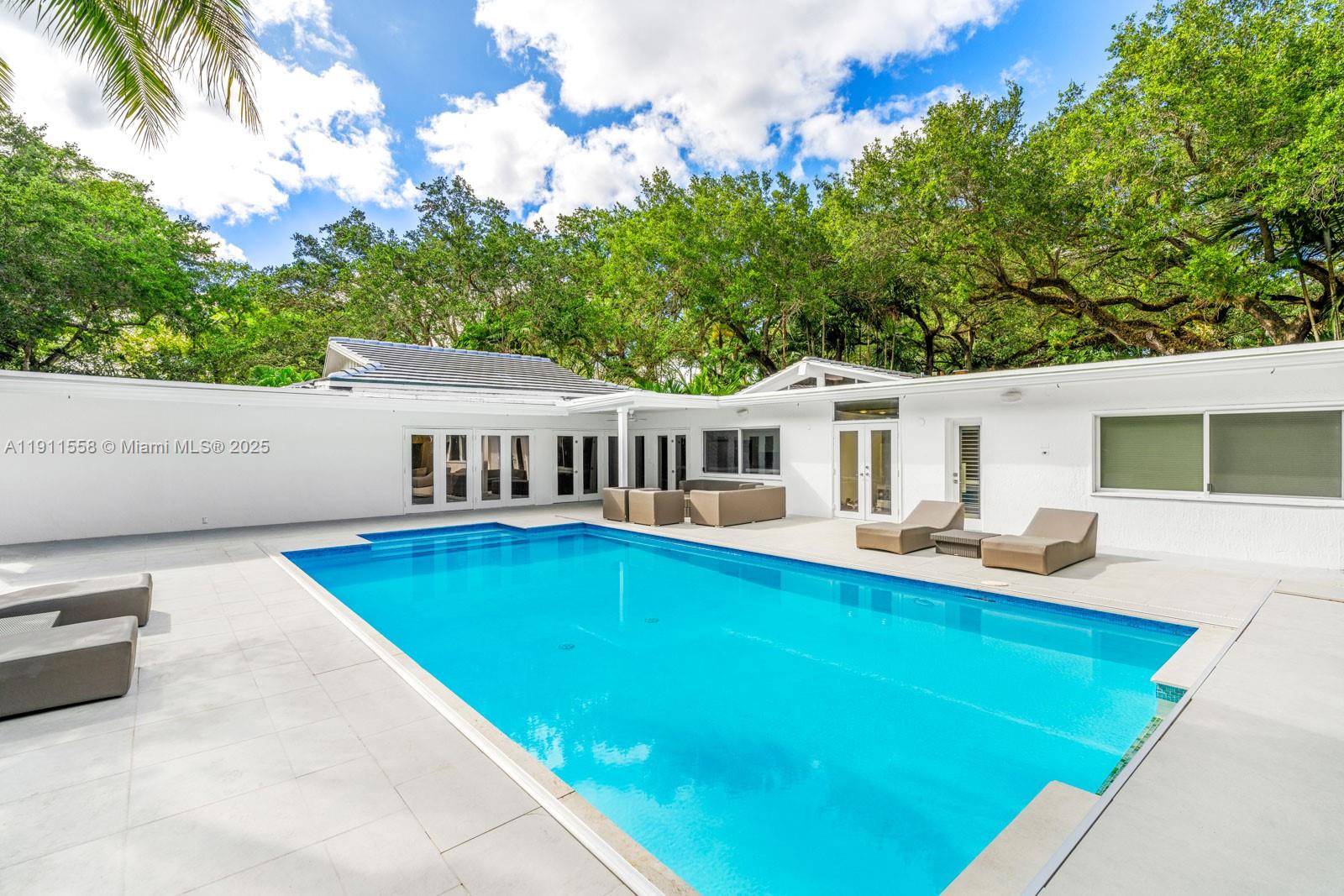 SNAPPER CREEK LAKES SUB - Residential Lease