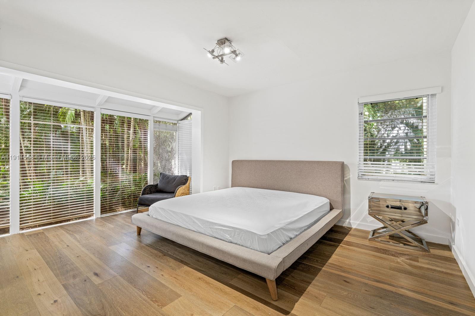 SNAPPER CREEK LAKES SUB - Residential Lease