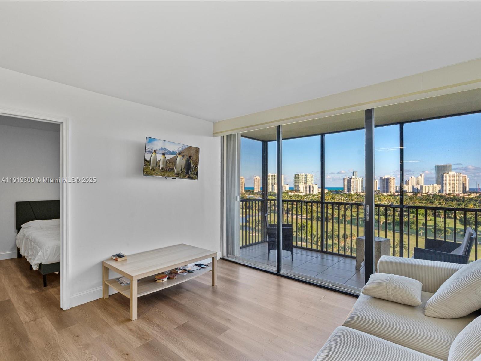 CORONADO CONDO TOWER I - Residential