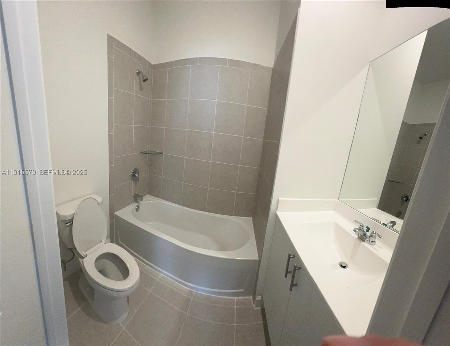 LOS CAYOS SUBDIVISION - Residential Lease