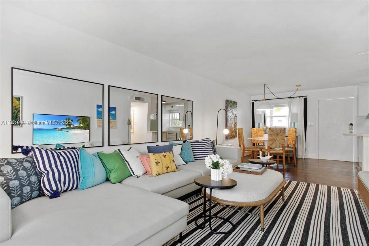 61 Collins Ave 202, Miami Beach, Miami-Dade County, Florida - 1 Bedrooms  
1 Bathrooms - 