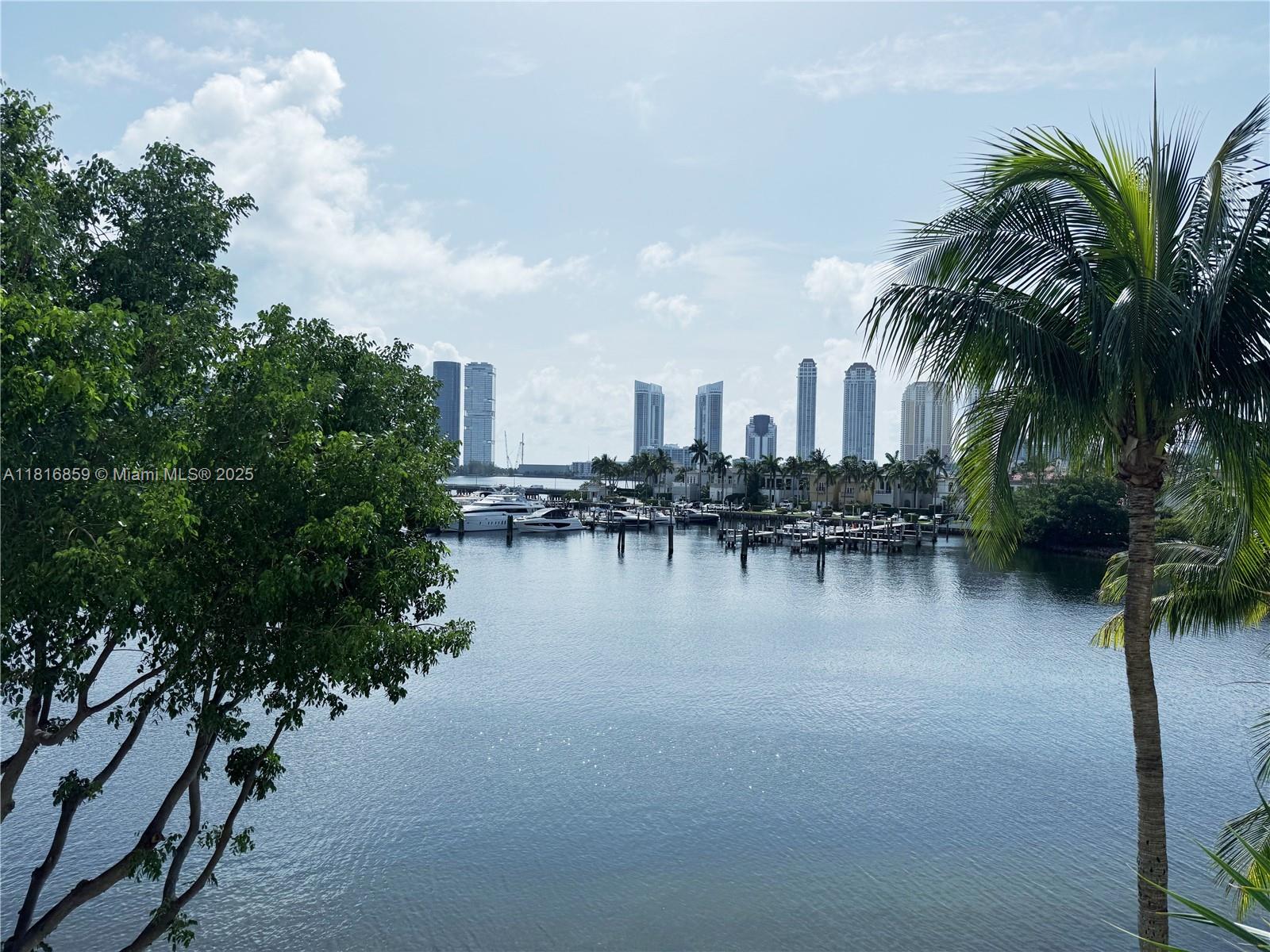 Property for Sale at 7000 Island Blvd Ls-304, Aventura, Miami-Dade County, Florida - Bedrooms: 4 
Bathrooms: 5  - $2,395,000
