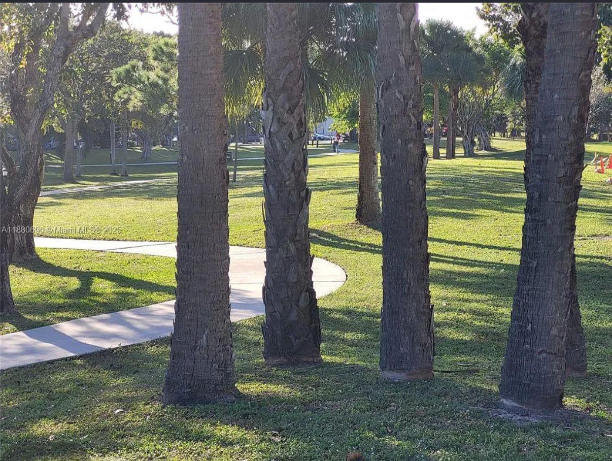INVERRARY COUNTRY CLUB - Residential