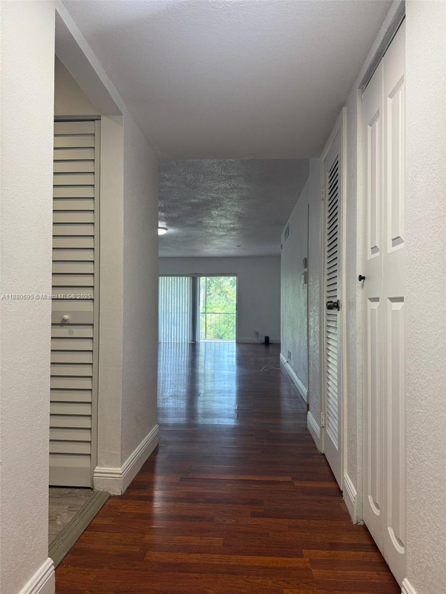 INVERRARY COUNTRY CLUB - Residential