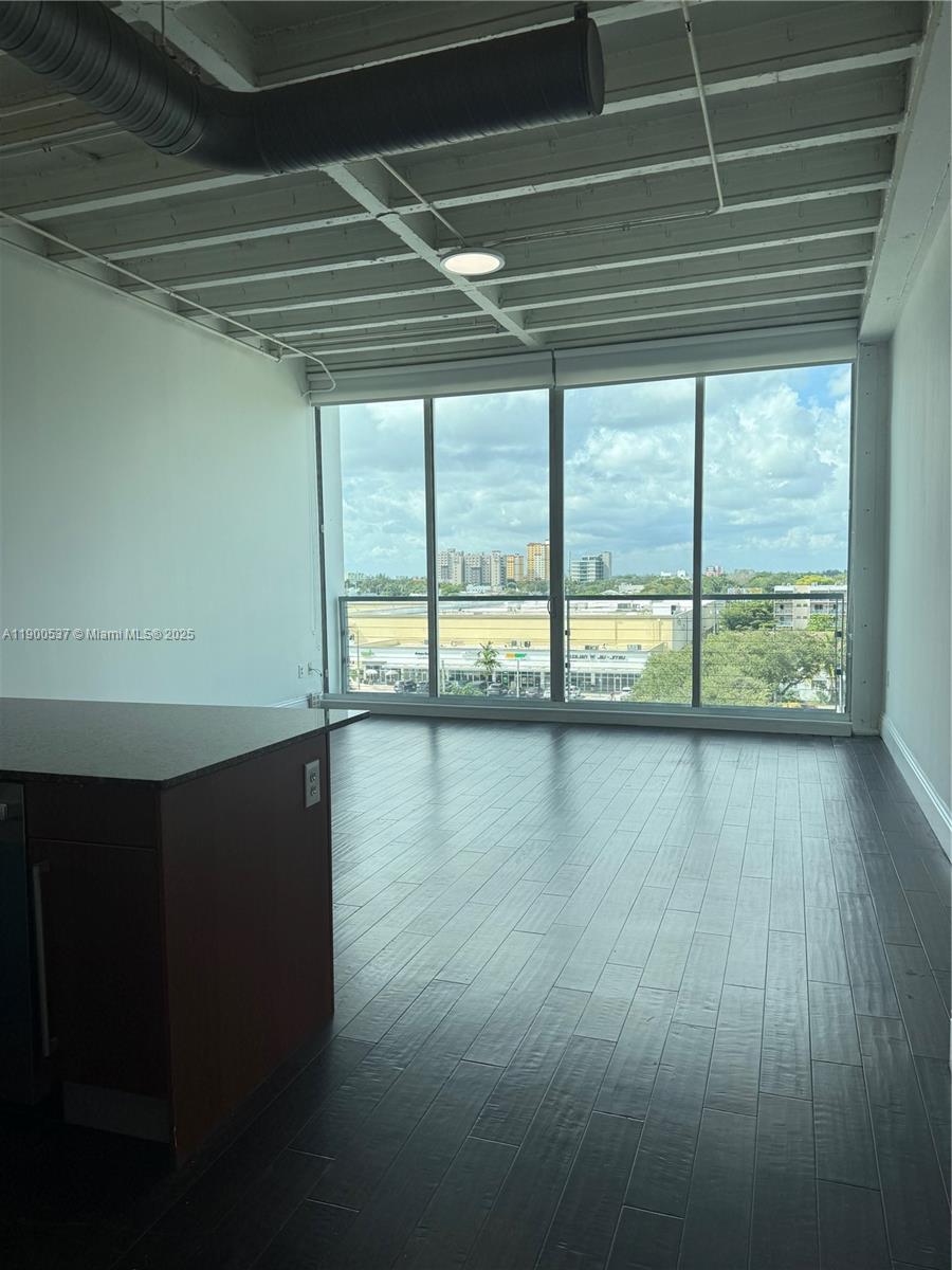 THE BANK CONDO - Residential Lease