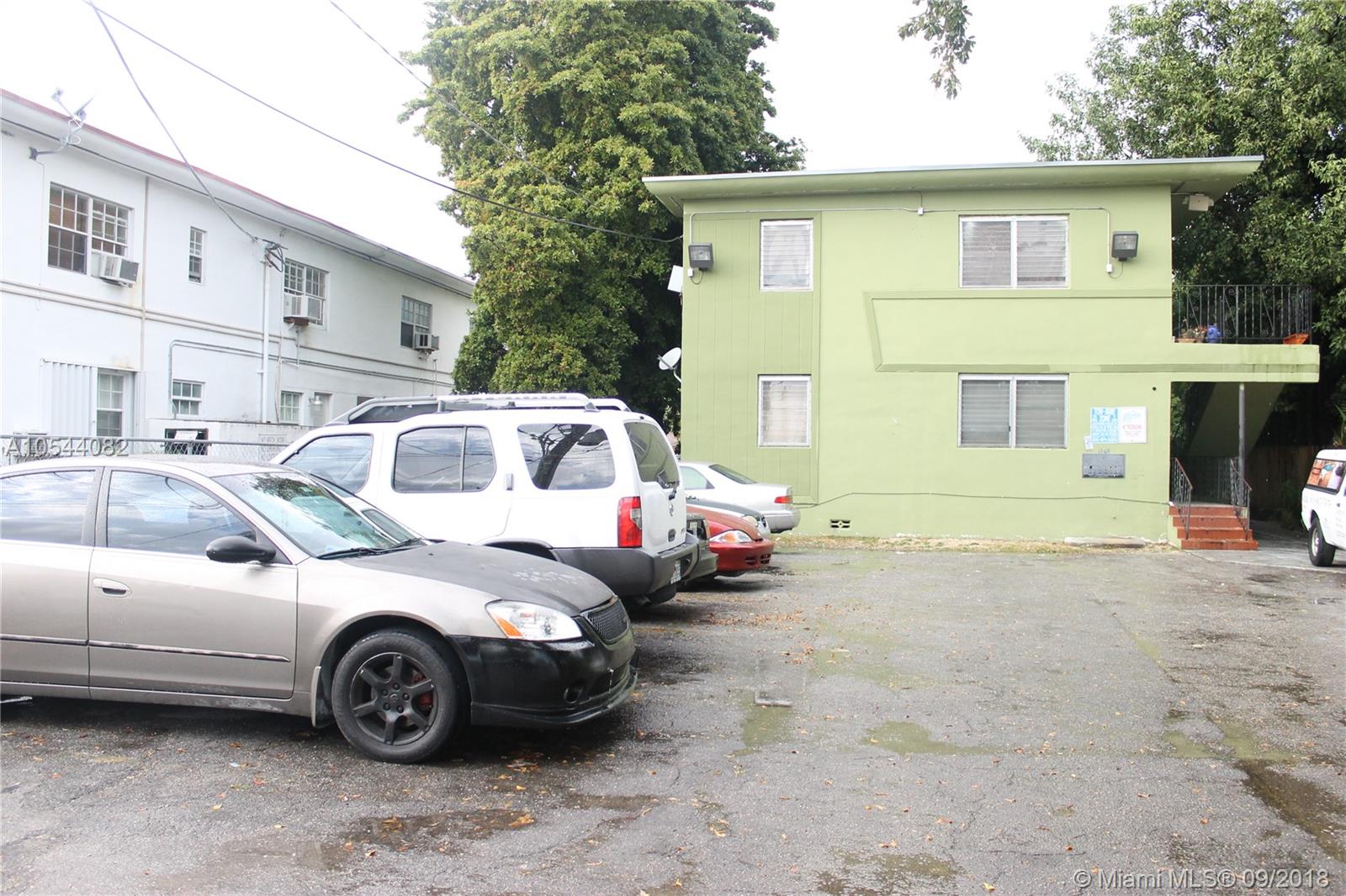 LAWRENCE ESTATES LAND COS - Residential Lease