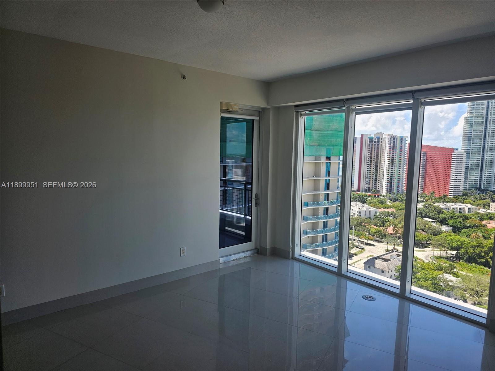 INFINITY AT BRICKELL COND - Residential