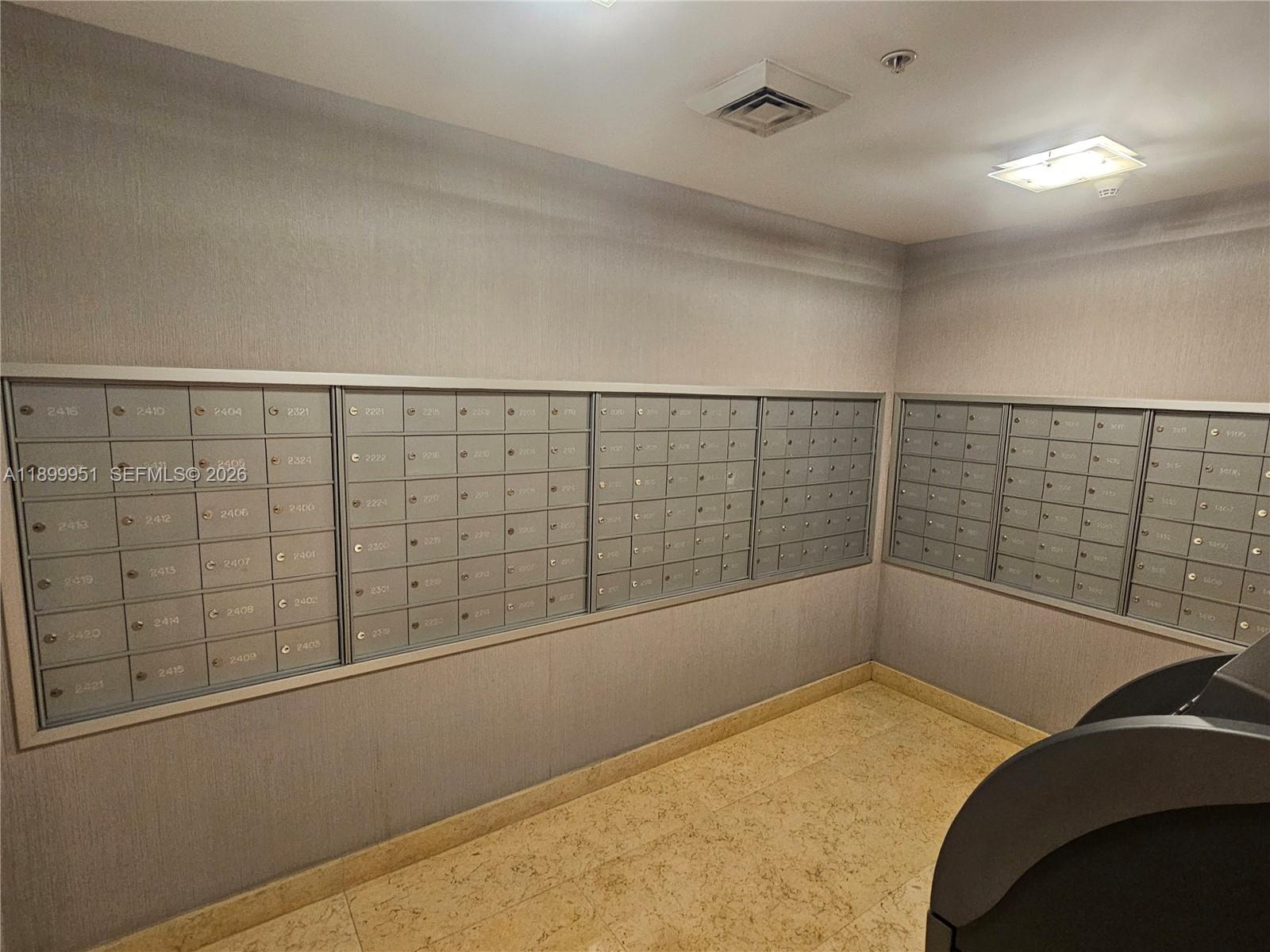 INFINITY AT BRICKELL COND - Residential