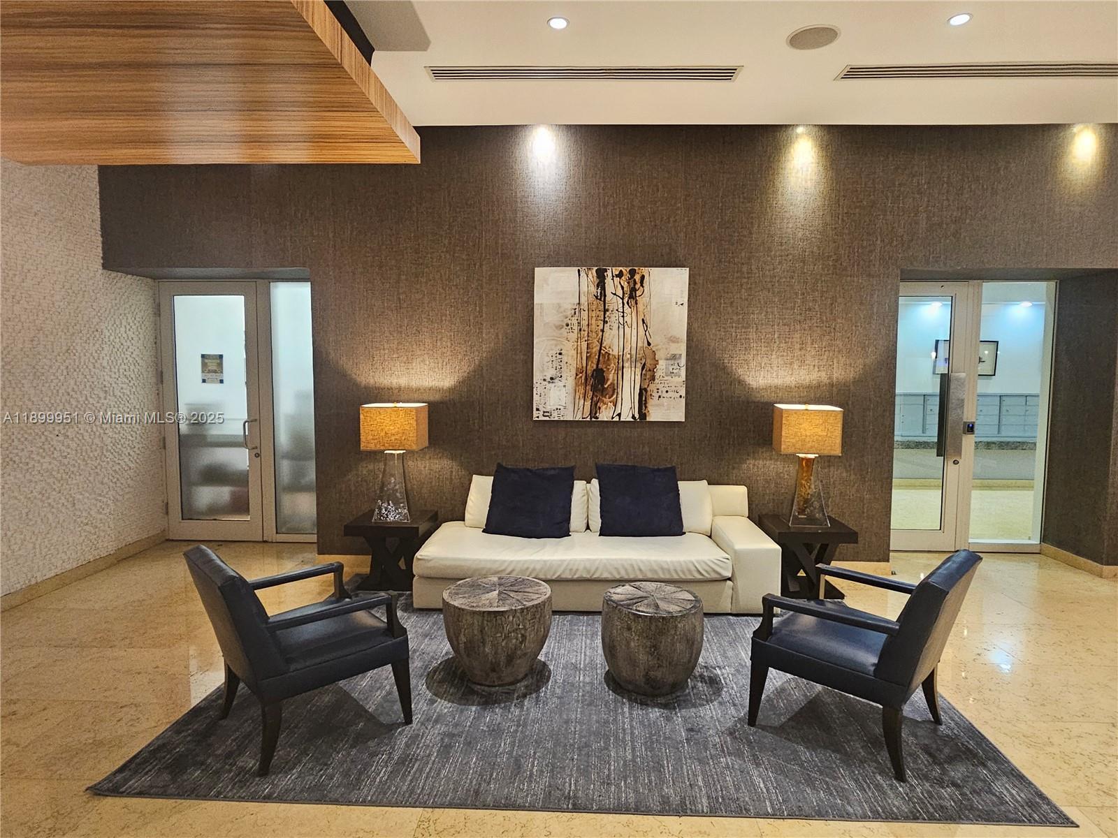 INFINITY AT BRICKELL COND - Residential