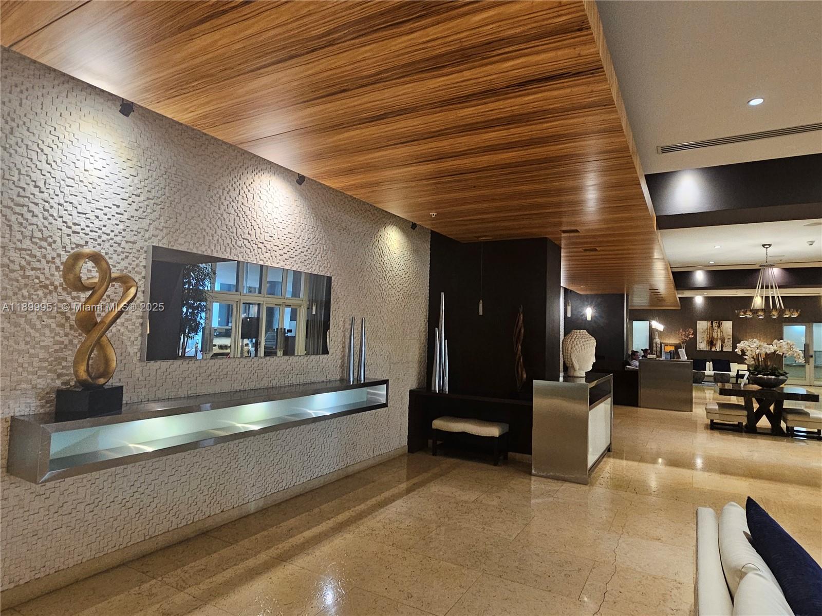 INFINITY AT BRICKELL COND - Residential