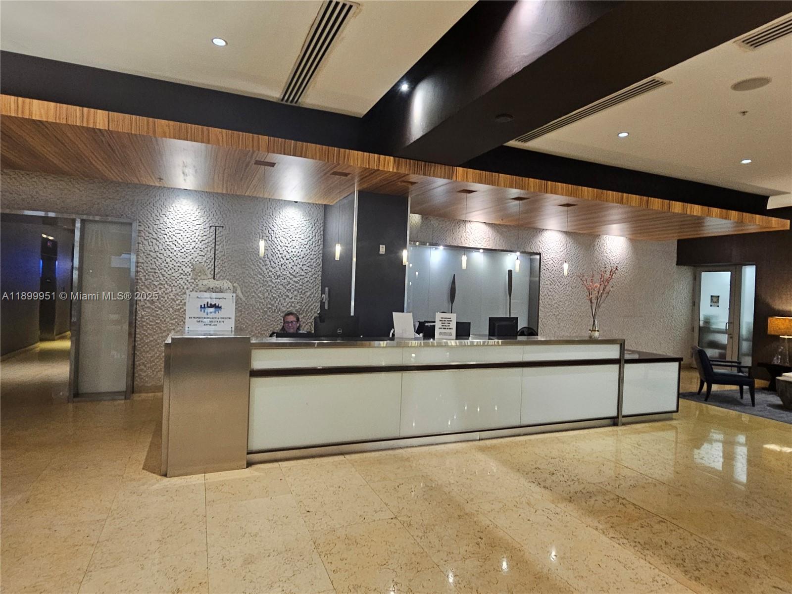 INFINITY AT BRICKELL COND - Residential