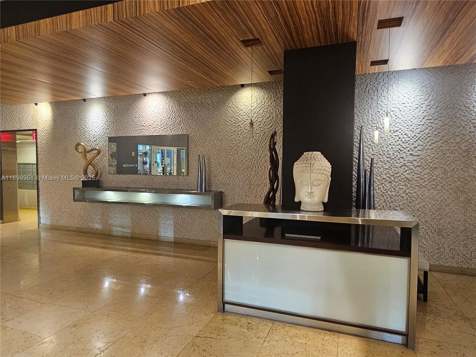 INFINITY AT BRICKELL COND - Residential