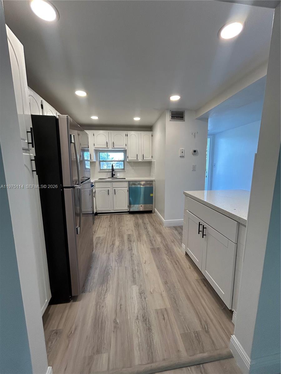 HOLLYBROOK GOLF & TENNIS - Residential Lease