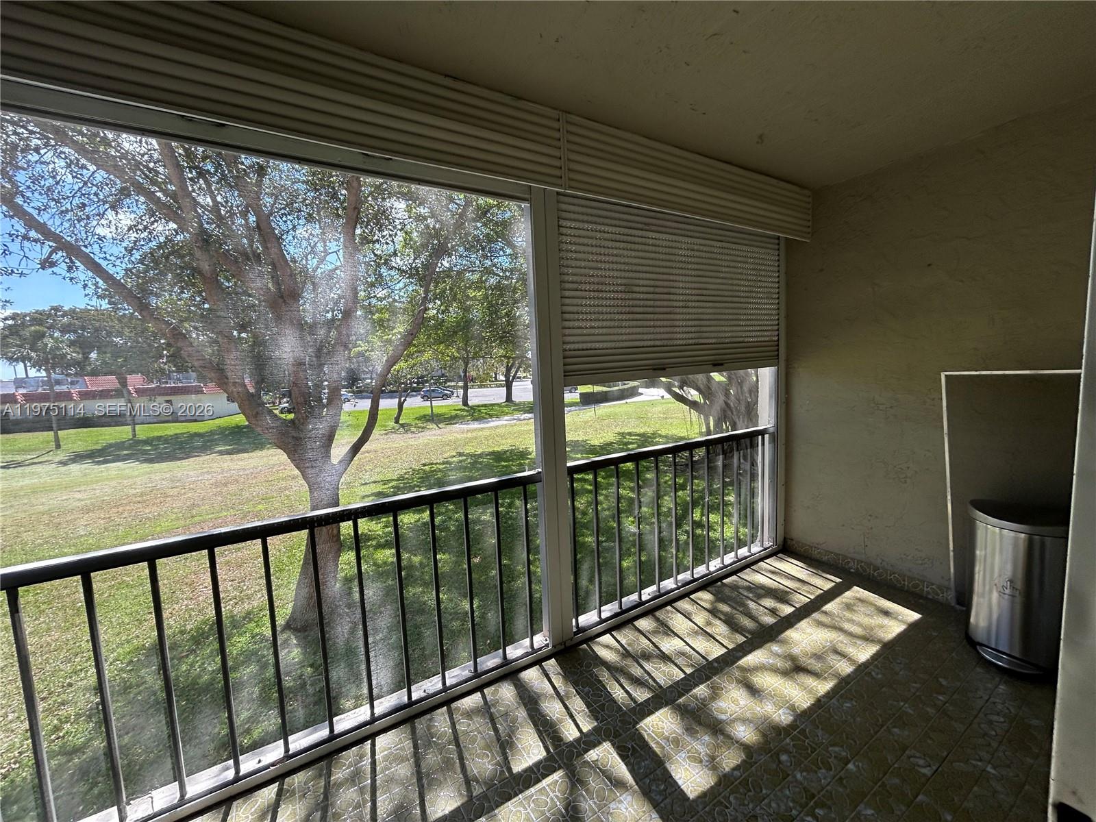 HOLLYBROOK GOLF & TENNIS - Residential Lease