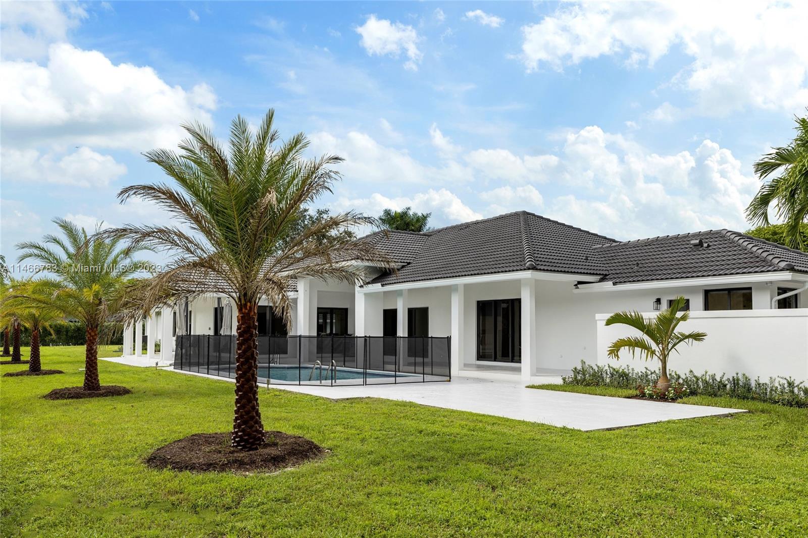 FIELDBROOK - Residential