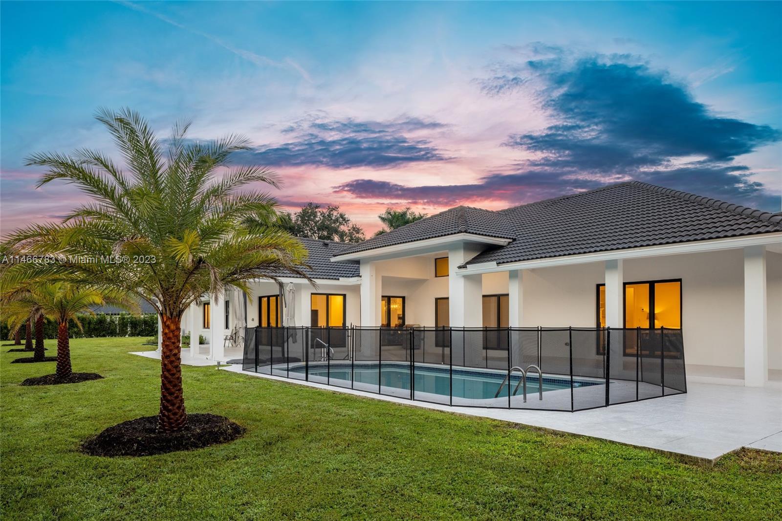 FIELDBROOK - Residential