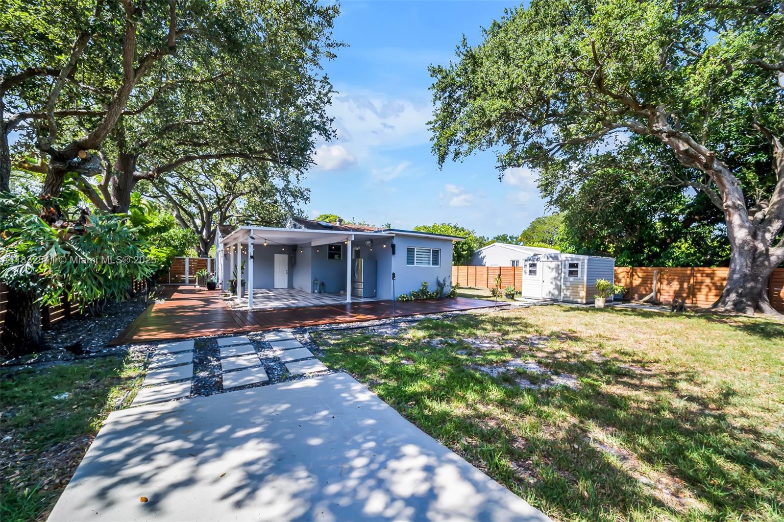 218 NW 92nd St
