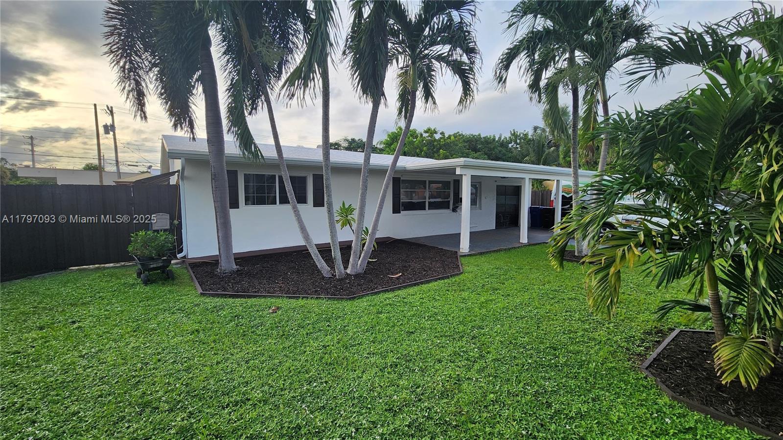 4511 Nw 15th Ave, Fort Lauderdale, Broward County, Florida - 3 Bedrooms  
2 Bathrooms - 