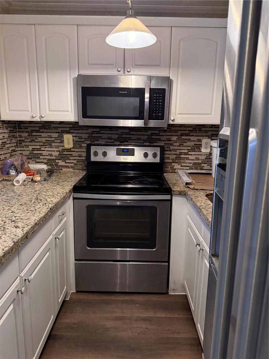 INTERNATIONAL PRINCESS CO - Residential Lease