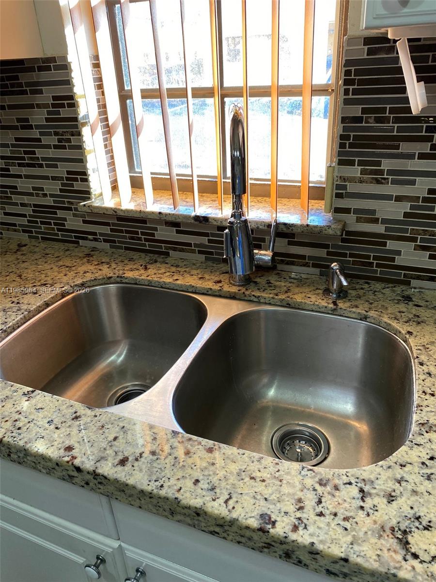 INTERNATIONAL PRINCESS CO - Residential Lease