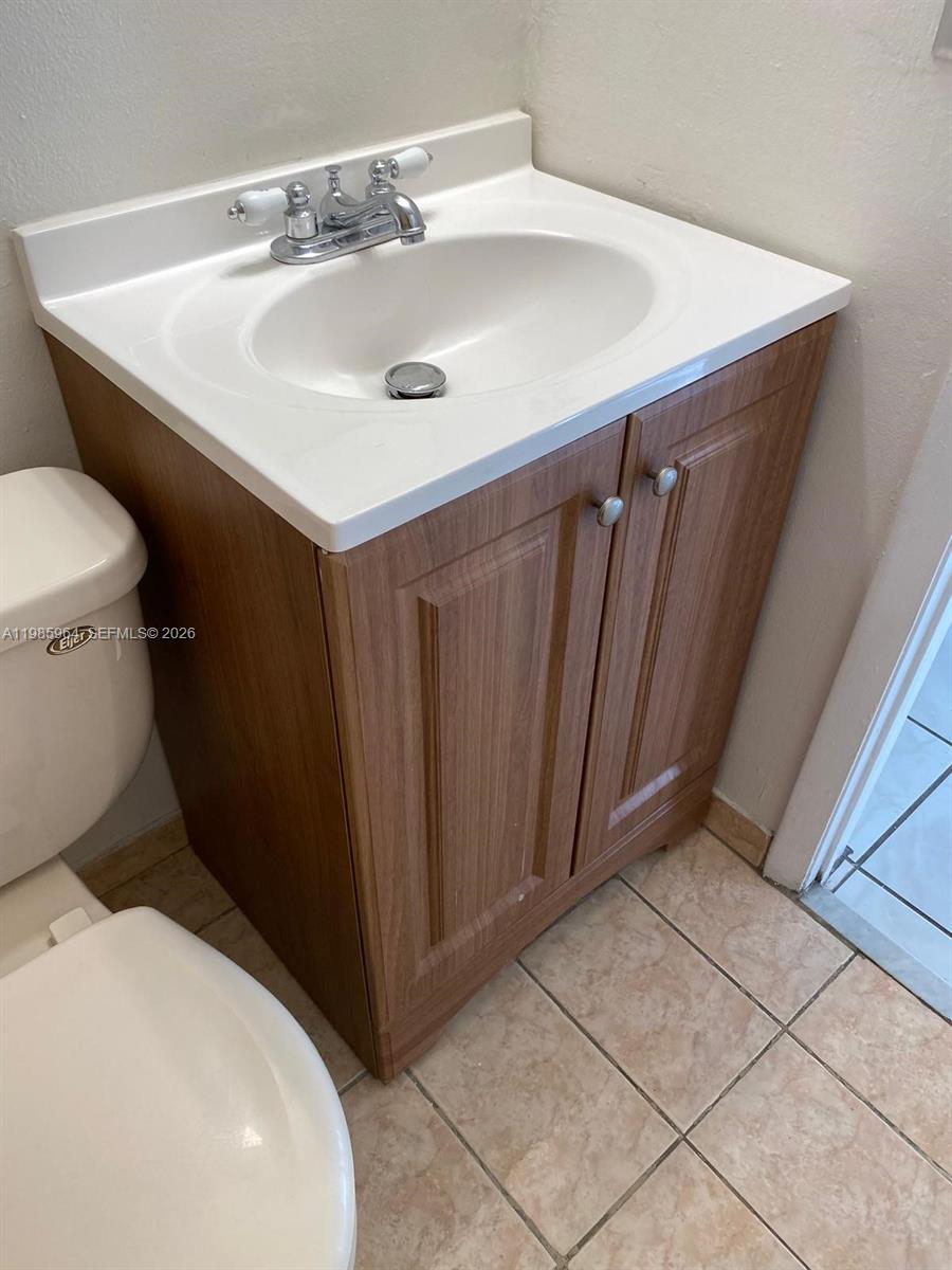 INTERNATIONAL PRINCESS CO - Residential Lease