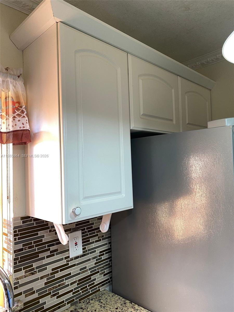 INTERNATIONAL PRINCESS CO - Residential Lease