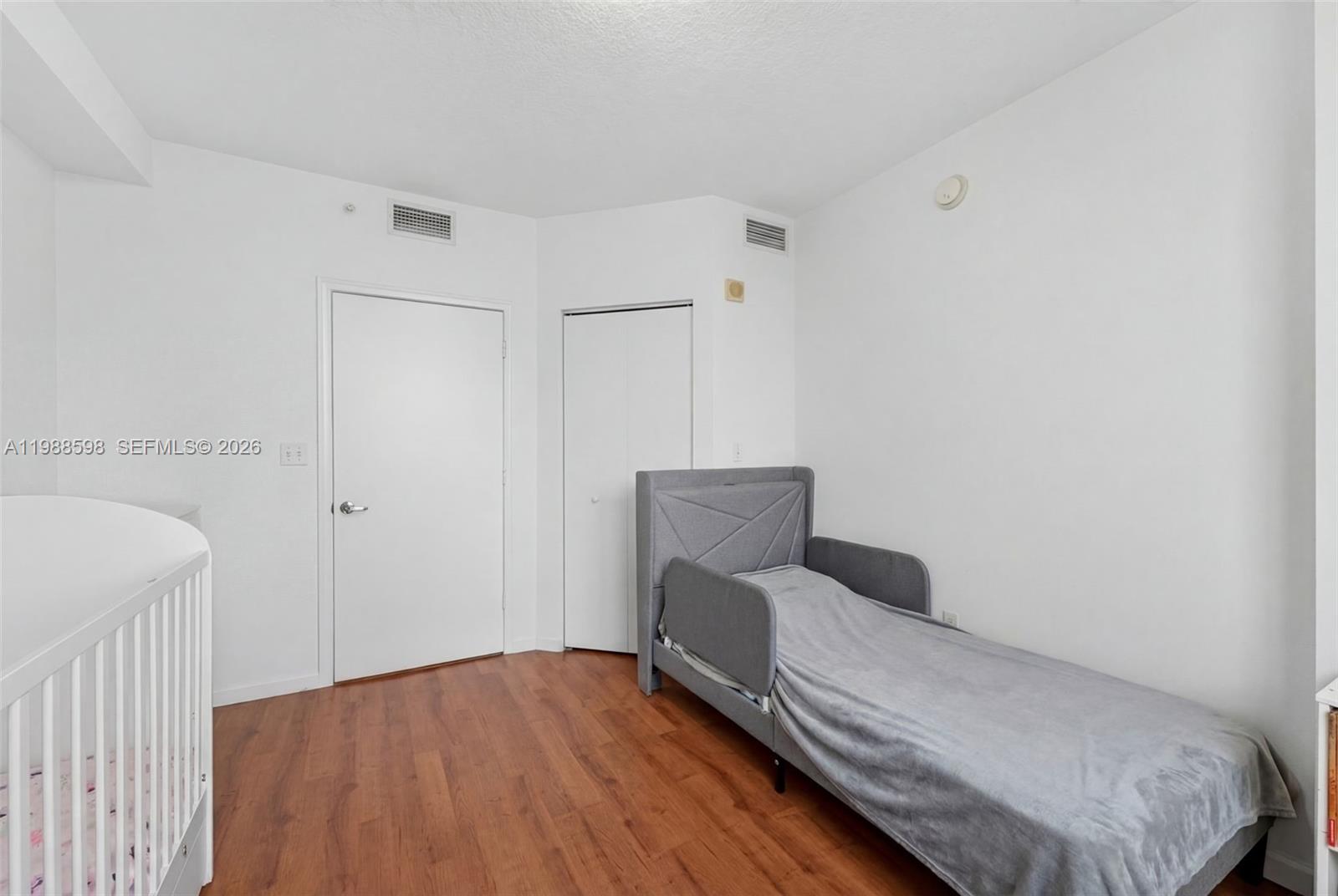 VENTURE AT AVENTURA EAST - Residential