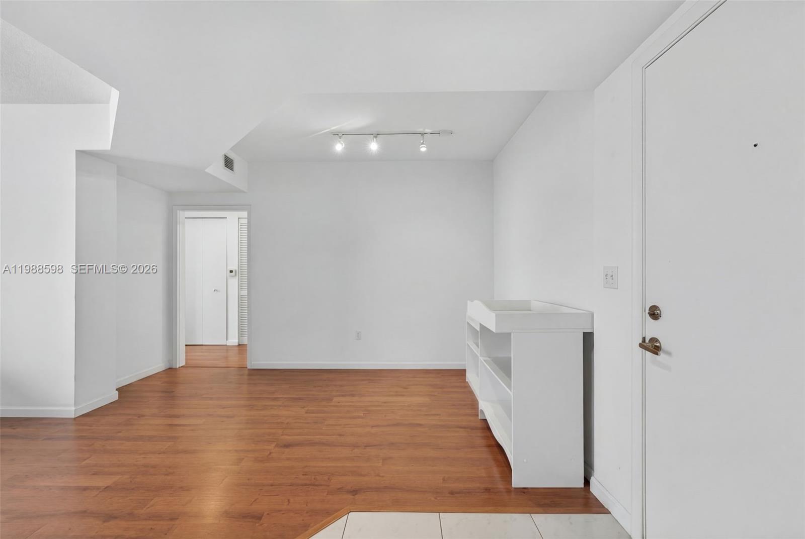 VENTURE AT AVENTURA EAST - Residential